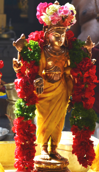 Alarmelamangai-01